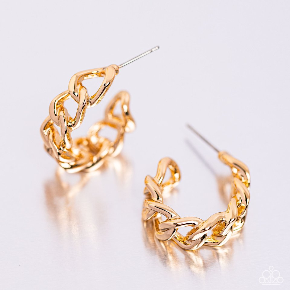 Casual Confidence - Gold - Paparazzi Earring Image
