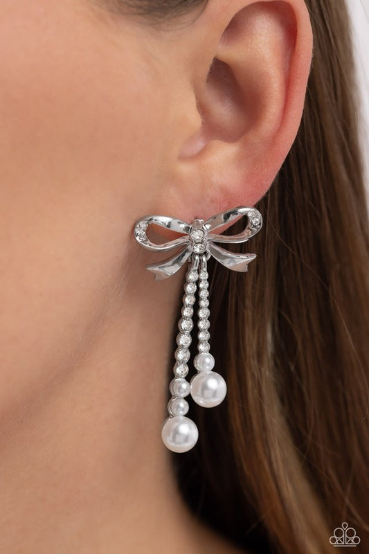 Bodacious Bow - White - Paparazzi Earring Image