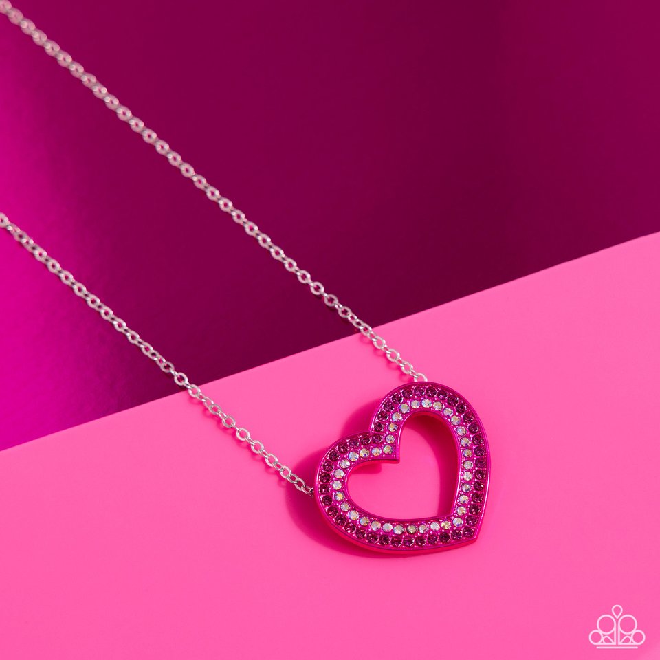 Hyper Heartland - Pink - Paparazzi Necklace Image