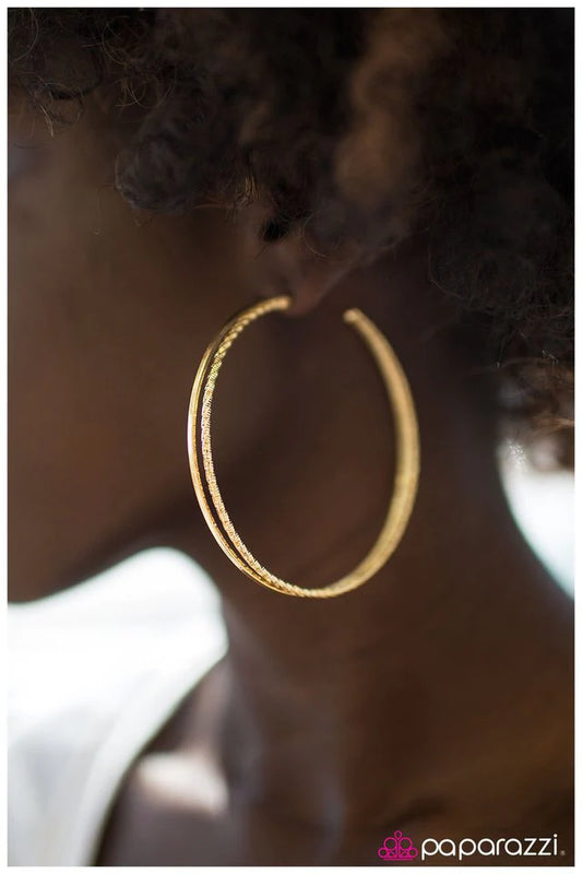 Paparazzi Earring ~ The Supremes - Gold