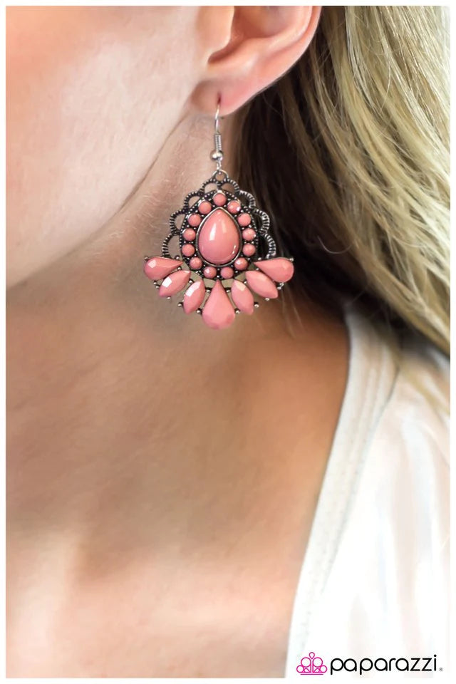 Paparazzi Earring ~ Mama Mia - Pink