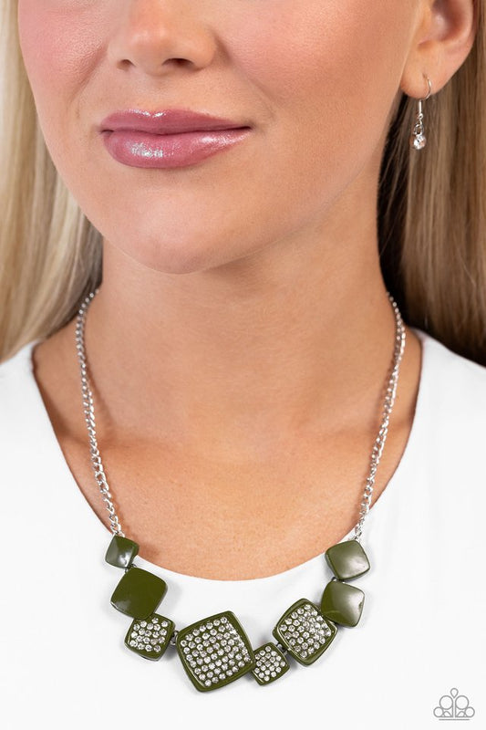 Twinkling Tables - Green - Paparazzi Necklace Image