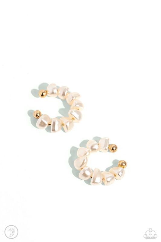 Prehistoric Pearls - Gold - Paparazzi Earring Image