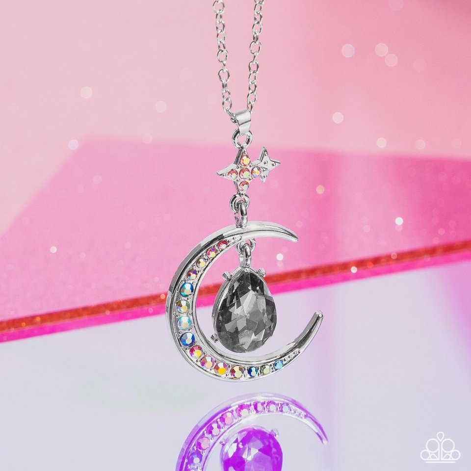 Paparazzi Necklace ~ Talking to the Moon - Silver – Paparazzi