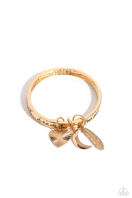 Free-Spirited Fantasy - Gold - Paparazzi Bracelet Image