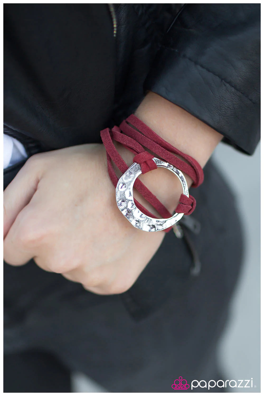 Pulsera Paparazzi ~ Sol de Mojave - Rojo