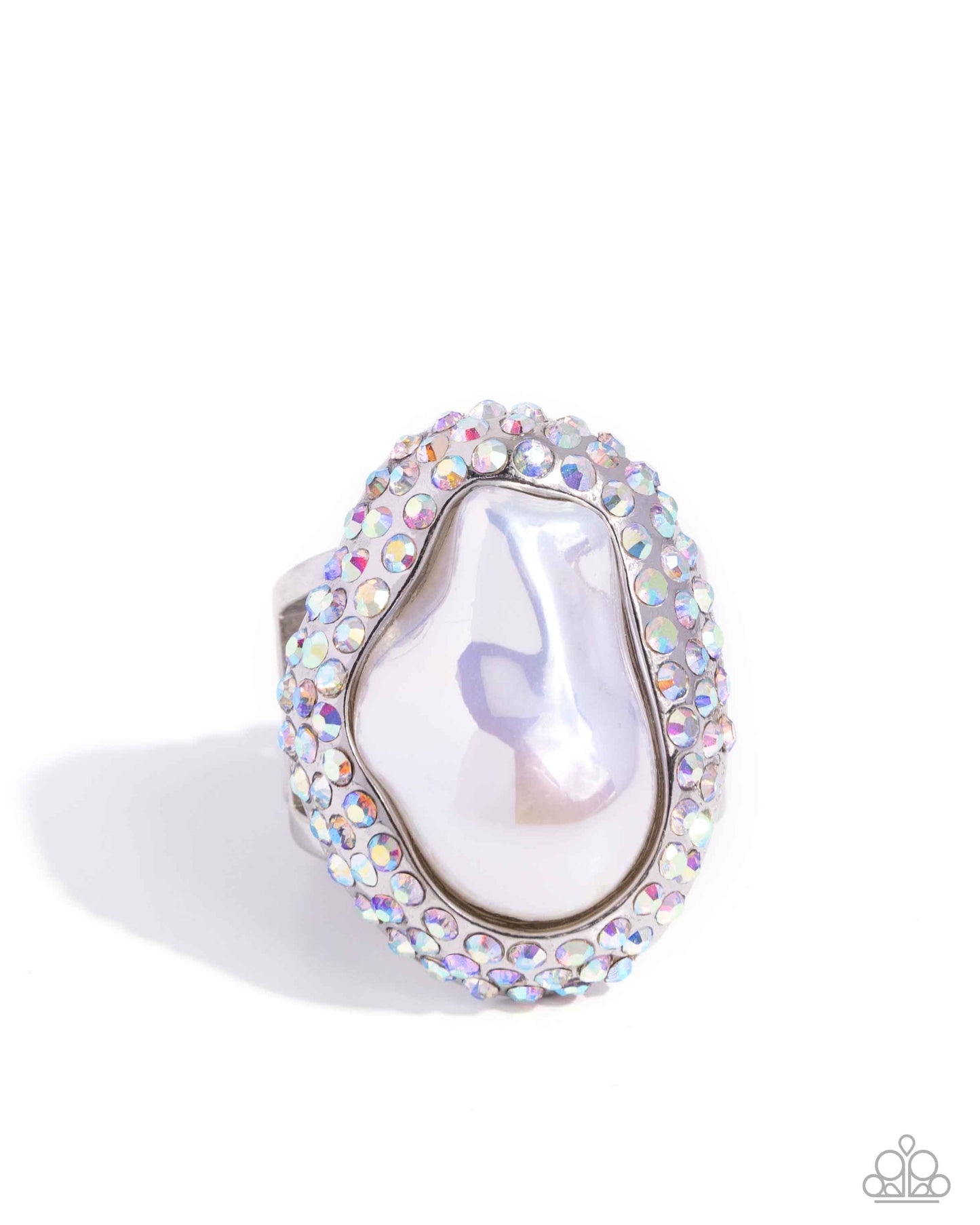 Paparazzi Ring ~ Opulent Ocean - White