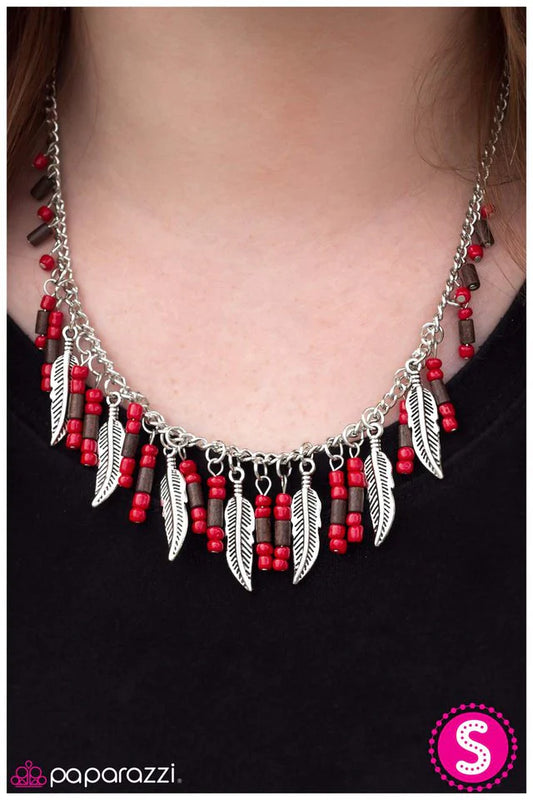 Collar Paparazzi ~ Fly Girl - Rojo