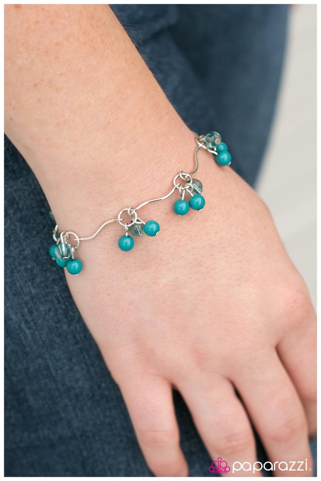 Pulsera Paparazzi ~ Metropolitan - Azul