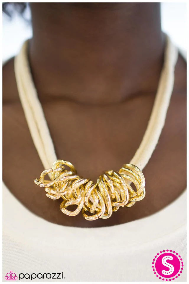 Collar Paparazzi ~ Cuéntamelo - Oro