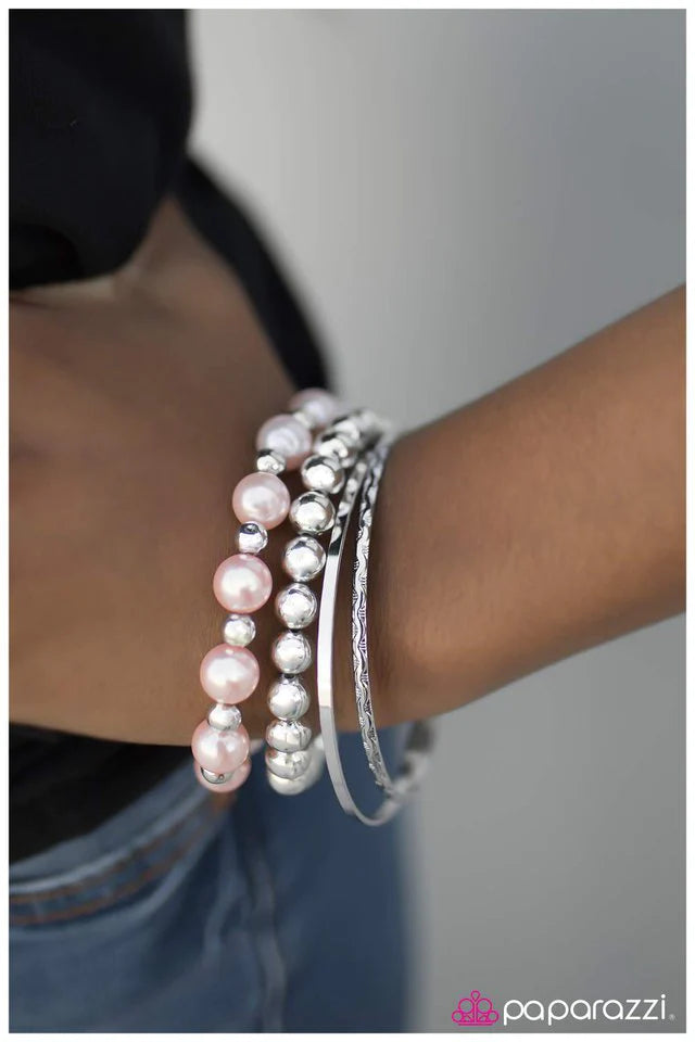 Pulsera Paparazzi ~ The Millennial - Rosa