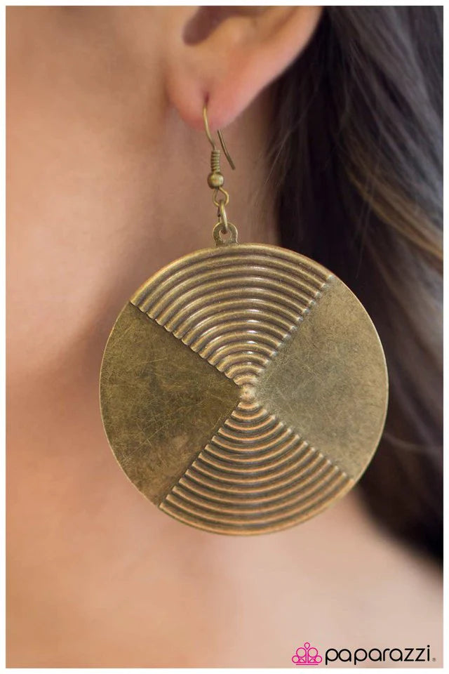 Paparazzi Earring ~ A Perfect Paradox - Brass