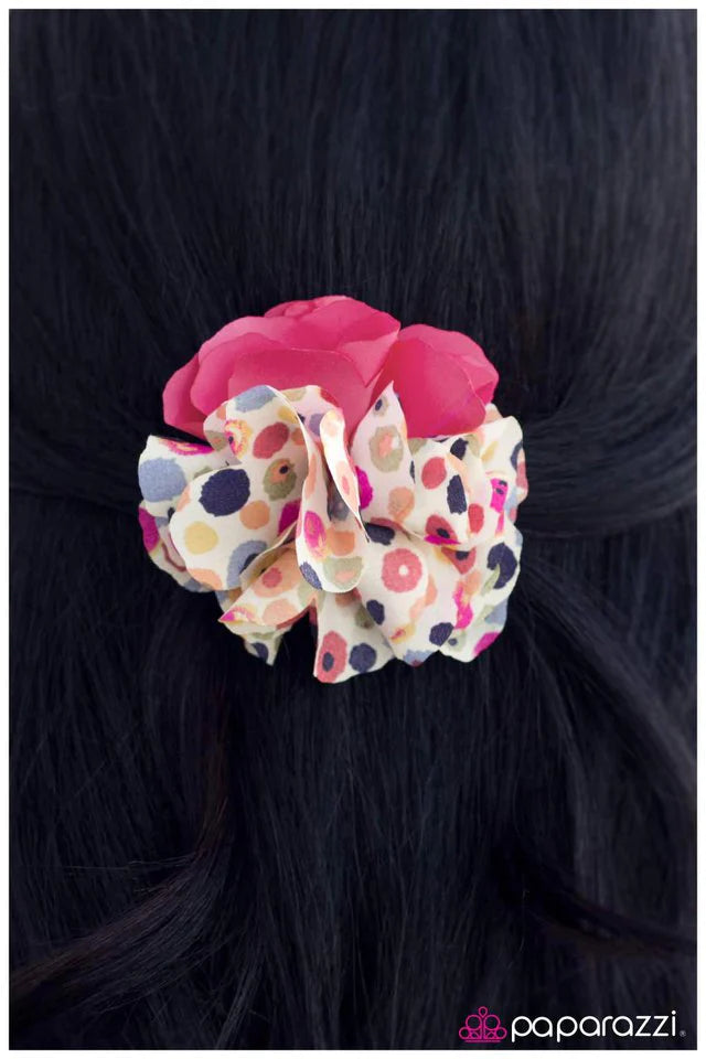 Accesorios para el cabello de Paparazzi ~ Little Itty Bitty Pretty One - Rosa