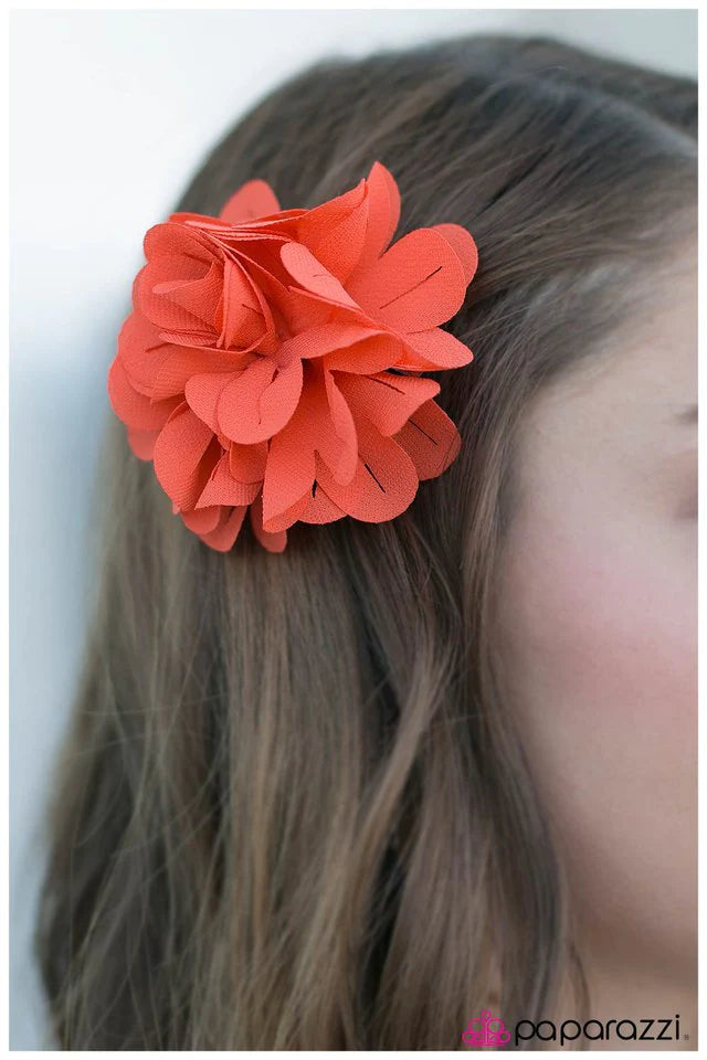 Accesorios para el cabello de Paparazzi ~ The Last Song - Naranja