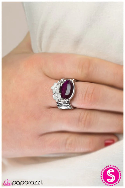 Paparazzi Ring ~ Mooning Over You - Purple