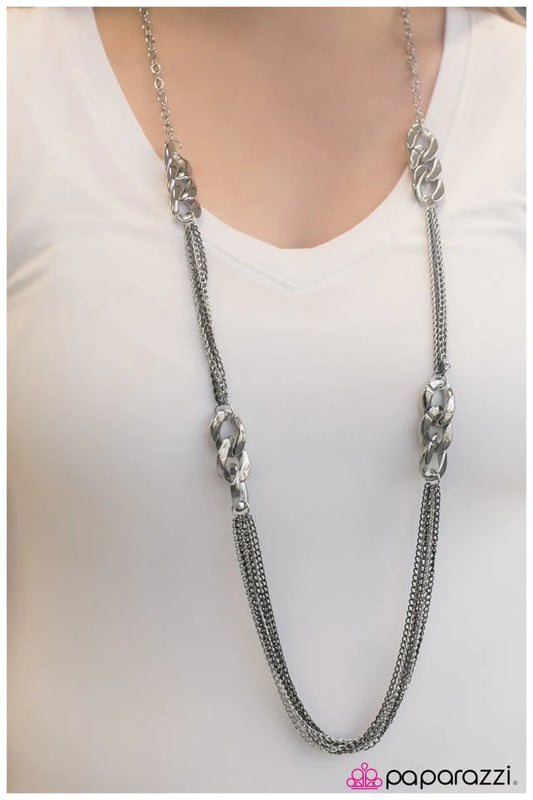 Paparazzi Necklace ~ A Mad Rush - Silver