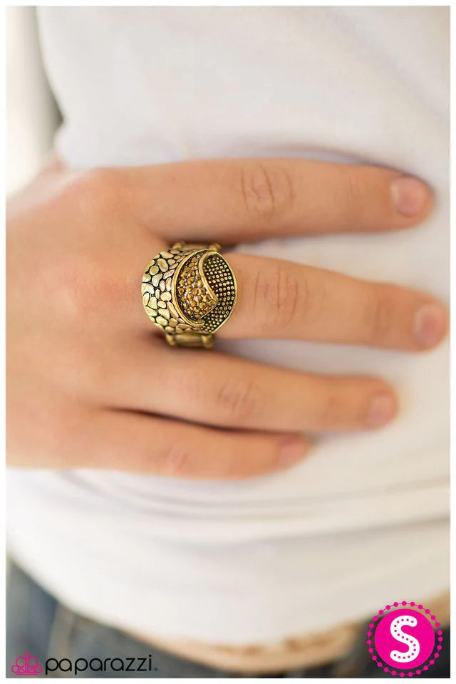 Paparazzi Ring ~ The Animal - Brass