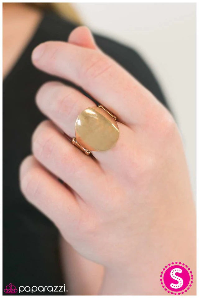 Paparazzi Ring ~ The Bell Curve - Gold