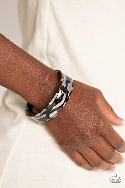 Paparazzi Bracelet ~ Glaze Daze - Black