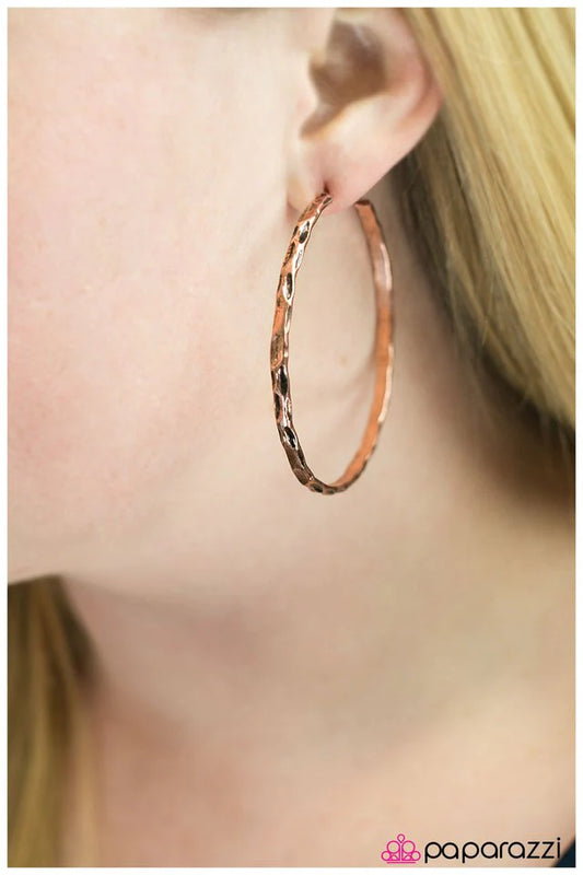 Paparazzi Earring ~ Lookin Sharp - Copper