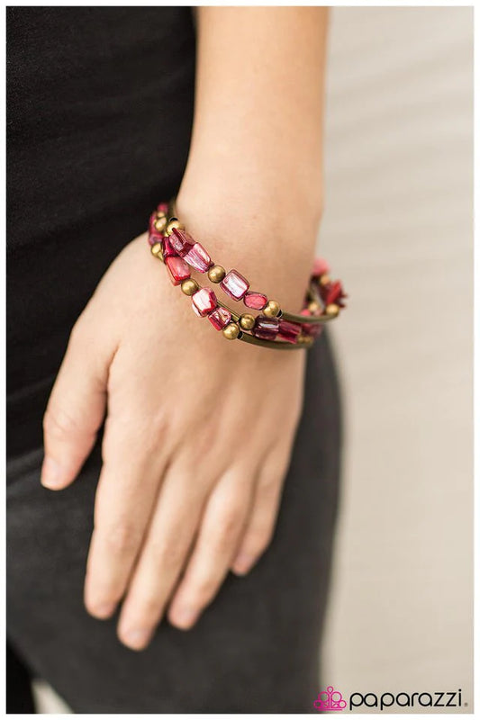 Pulsera Paparazzi ~ Iridiscencia infinita - Rojo