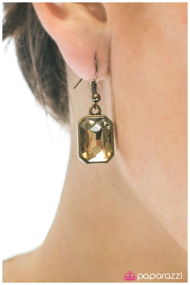 Paparazzi Earring ~ Your Royal SHINE-ness - Brass