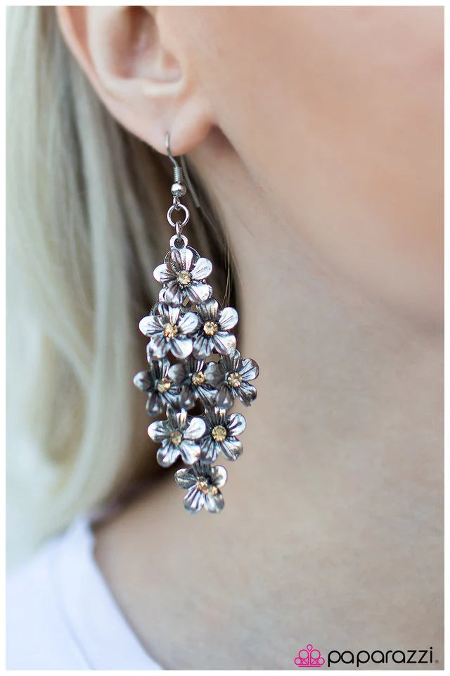 Paparazzi Earring ~ Ode To Spring - Brown
