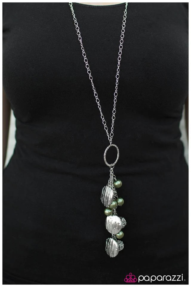 Paparazzi Necklace ~ Sure Thing! - Green