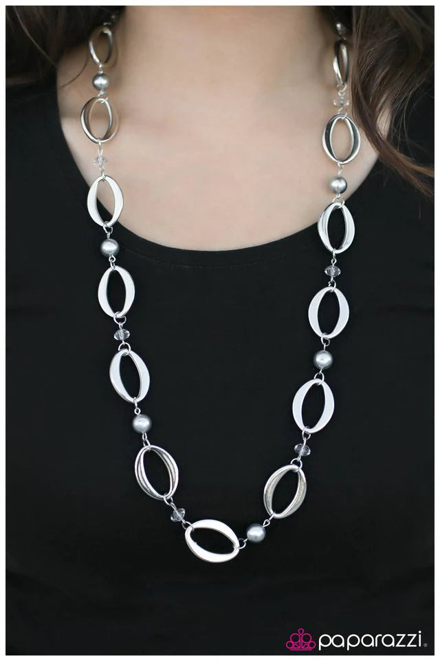 Paparazzi Necklace ~ Perfect 10 - Silver