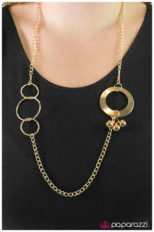 Paparazzi Necklace ~ Solo Act - Gold