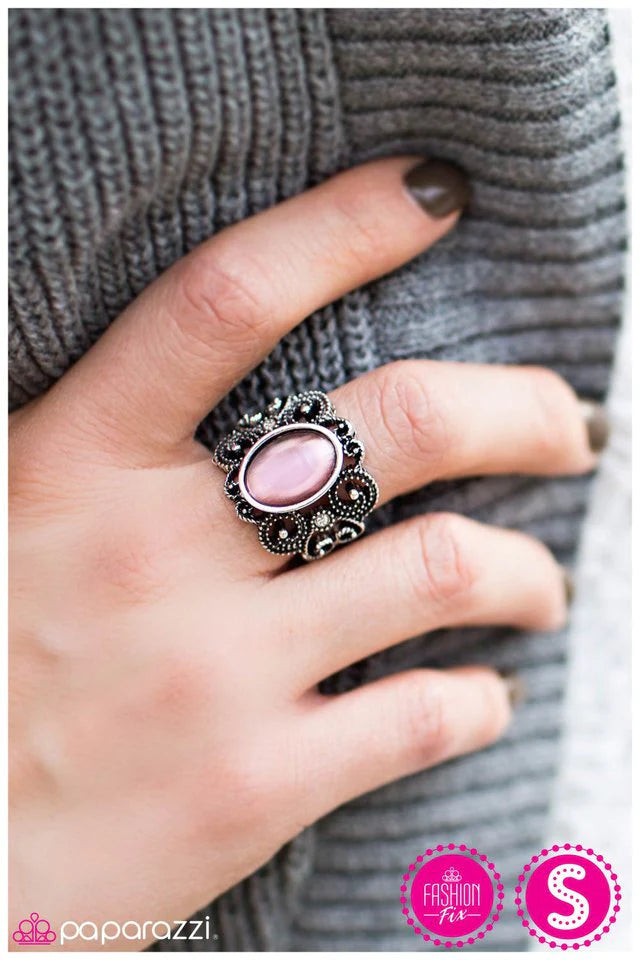 Anillo Paparazzi ~ Encuentra tu zapatilla de cristal - Rosa