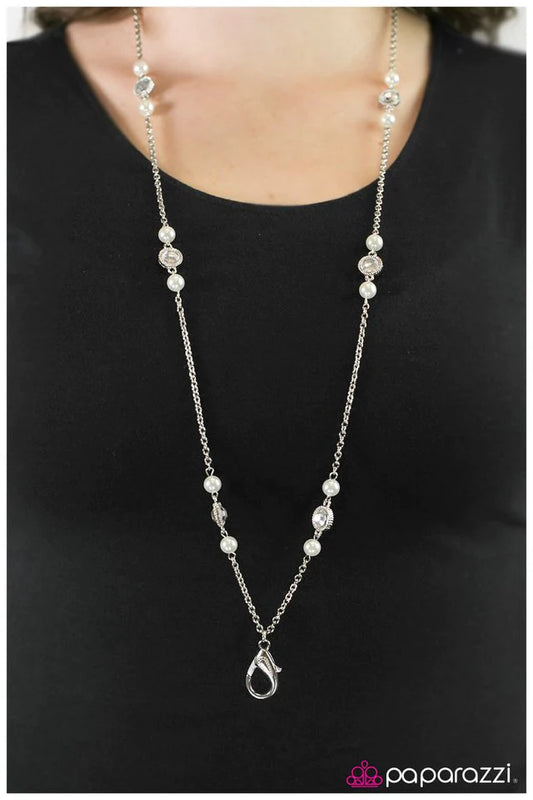 Paparazzi Necklace ~ Stealing The Spotlight - White