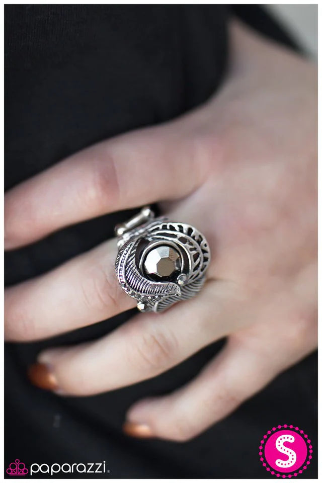 Anillo Paparazzi ~ Flying Solo - Plata