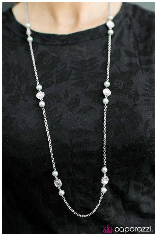 Paparazzi Necklace ~ Broadway Beauty - Green