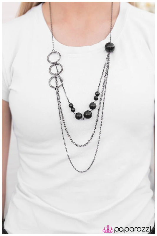 Paparazzi Necklace ~ Youre CRIMPING My Style -Black