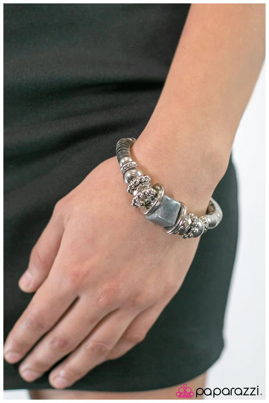 Pulsera Paparazzi ~ Sirena marina - Plata