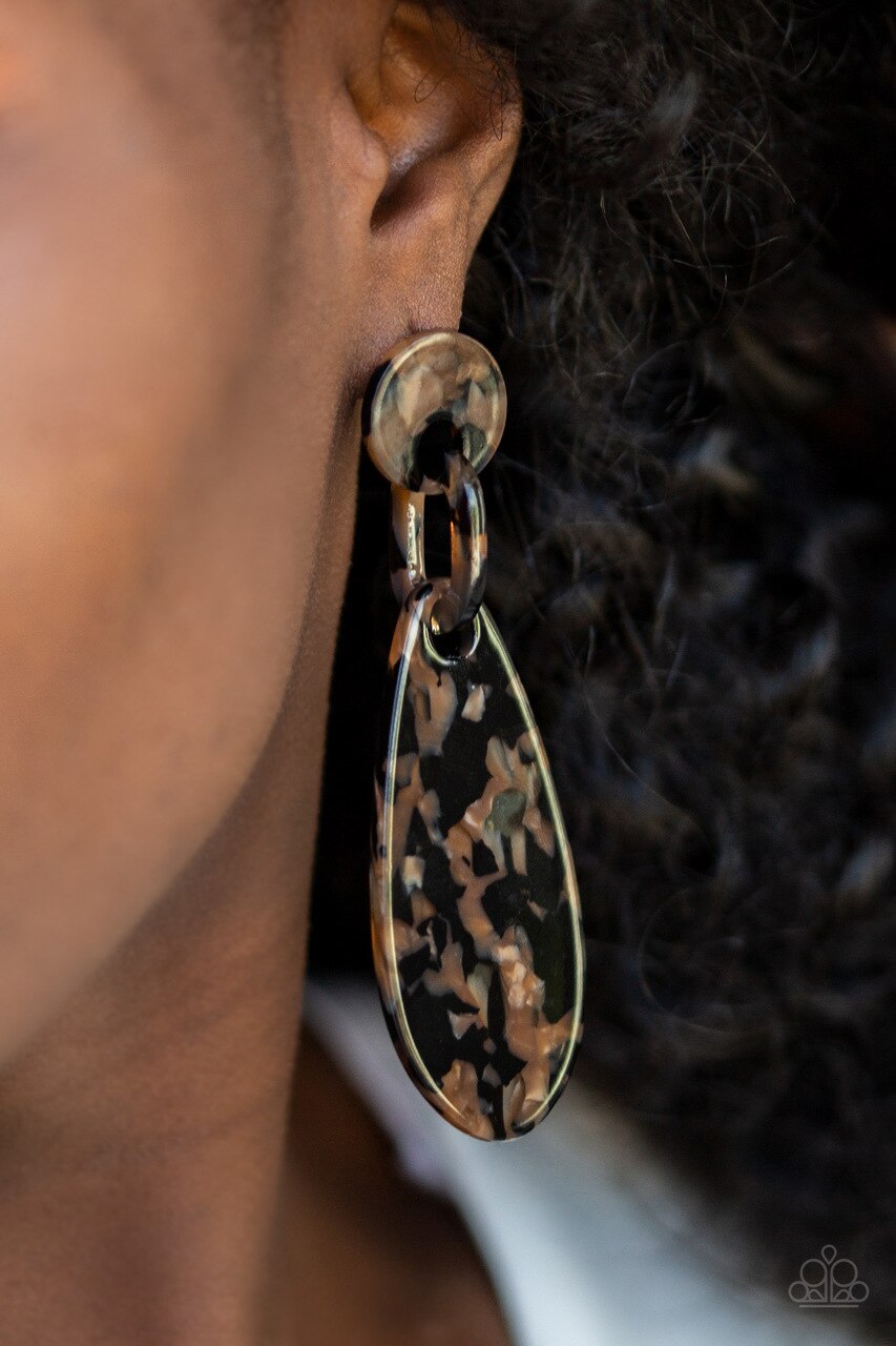 Paparazzi Earring ~ A HAUTE Commodity - Black