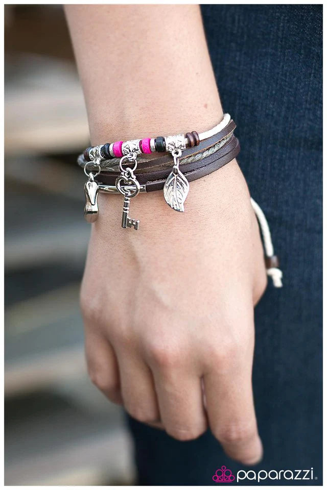 Paparazzi Bracelet ~ Without A Doubt - Pink