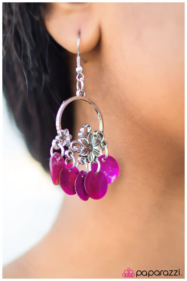 Paparazzi Earring ~ In One Shell Swoop - Pink