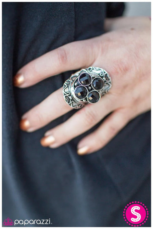 Paparazzi Ring ~ Dark Matter - Black