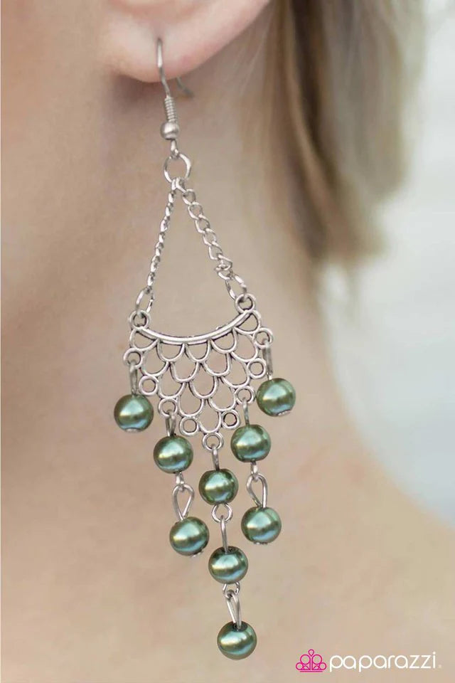 Paparazzi Earring ~ What A Catch! - Green