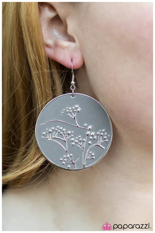 Paparazzi Earring ~ Money Doesnt Grow On Trees - Silver