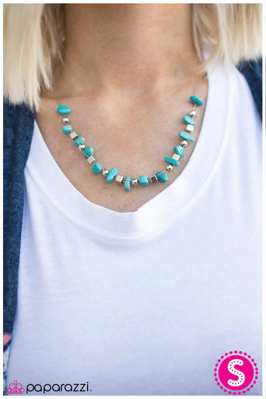 Collar Paparazzi ~ Pebble Pow-Wow - Azul