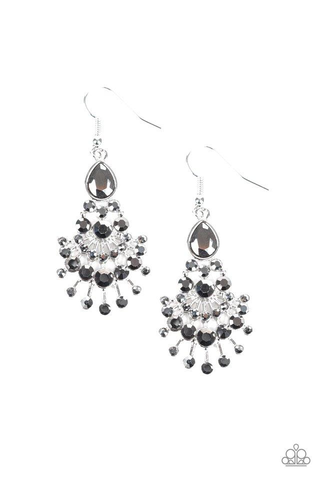 Paparazzi Earring ~ Wheres The Limo? - Silver