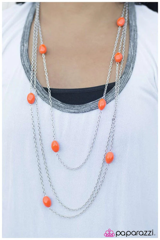 Collar de paparazzi ~ Voodoo Vixen - Naranja