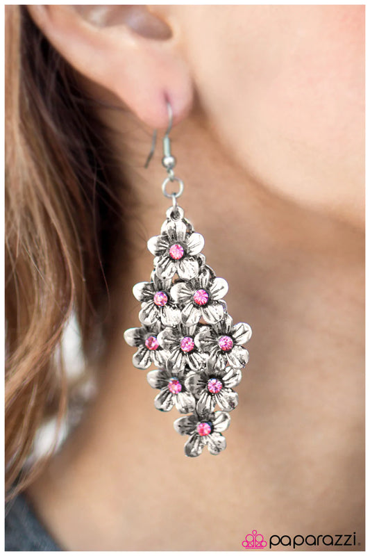 Paparazzi Earring ~ Ode to Spring - Pink