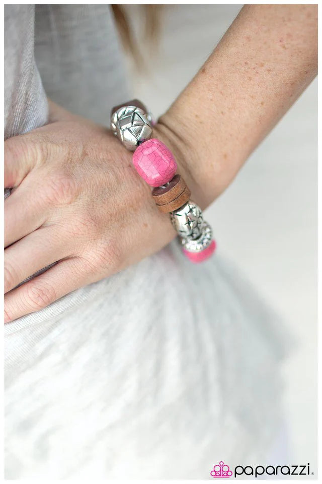 Paparazzi Bracelet ~ Amazingly Amazon - Pink