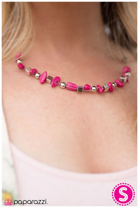 Collar Paparazzi ~ Pebble Pow-Wow - Rosa