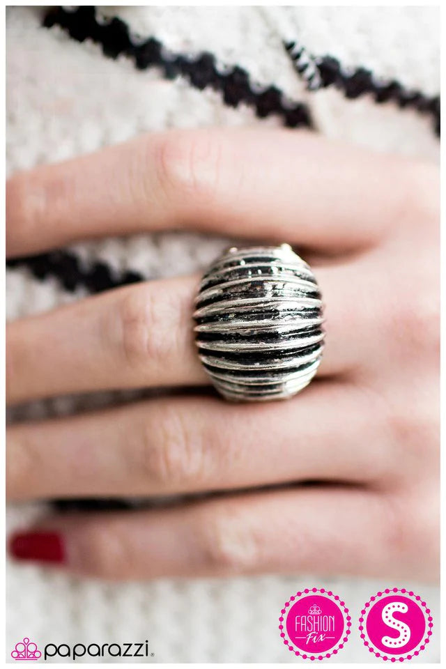 Paparazzi Ring ~ Almost Famous - Silver