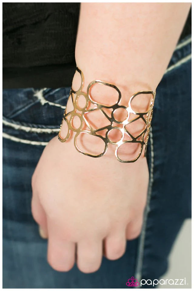 Paparazzi Bracelet ~ Geo Goddess - Gold